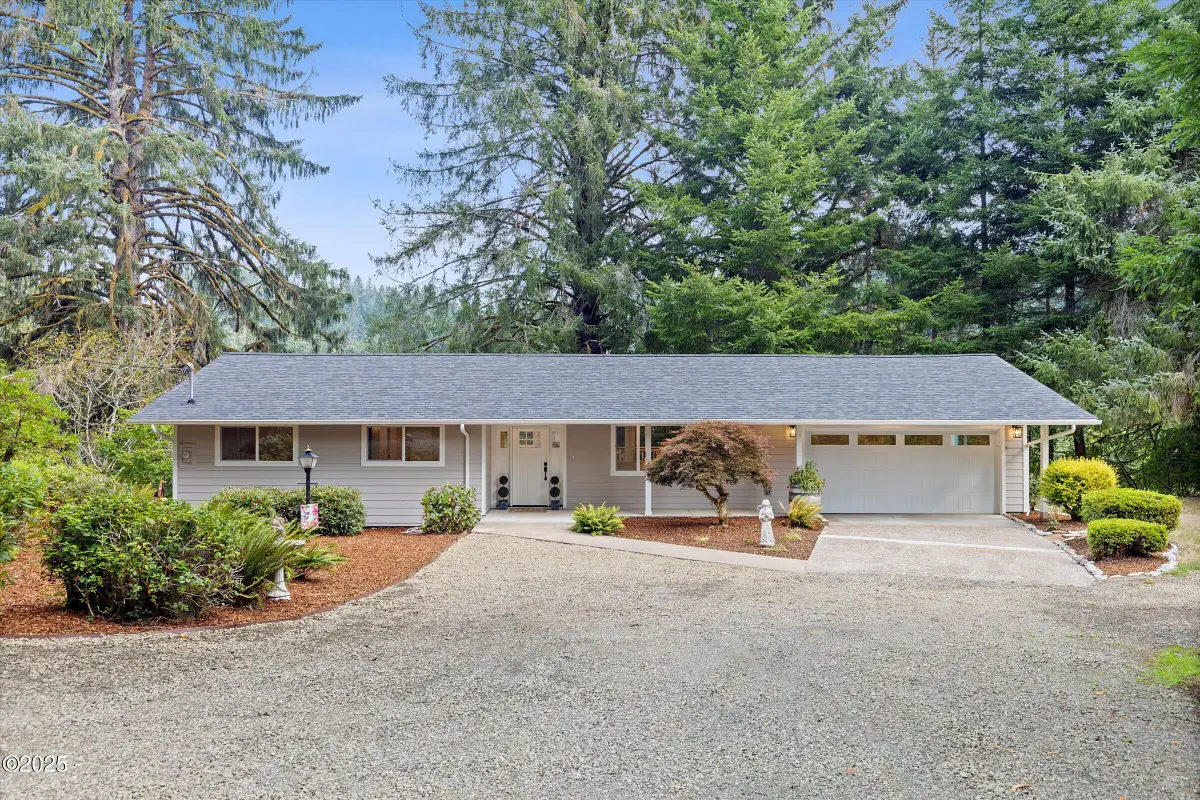 889 Olalla, Toledo, OR 97391 - #1