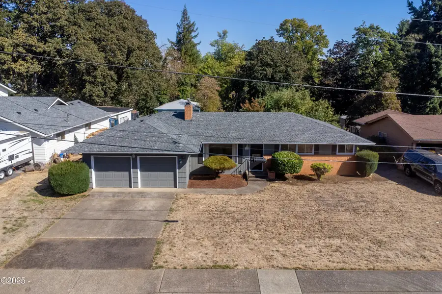 462 SW Westwood, Dallas, OR 97338 - #3