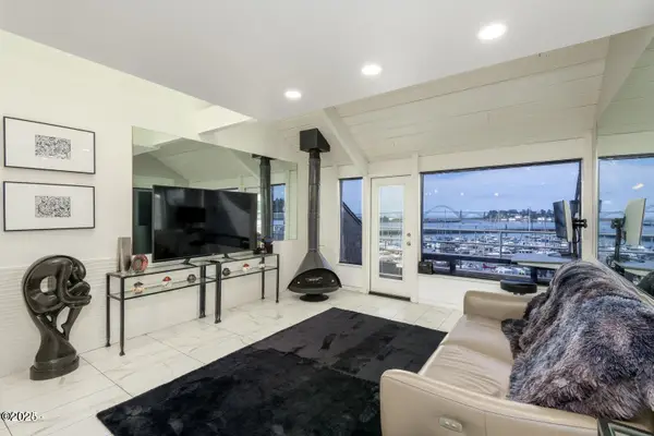 1000 SE Bay, Newport, OR 97365