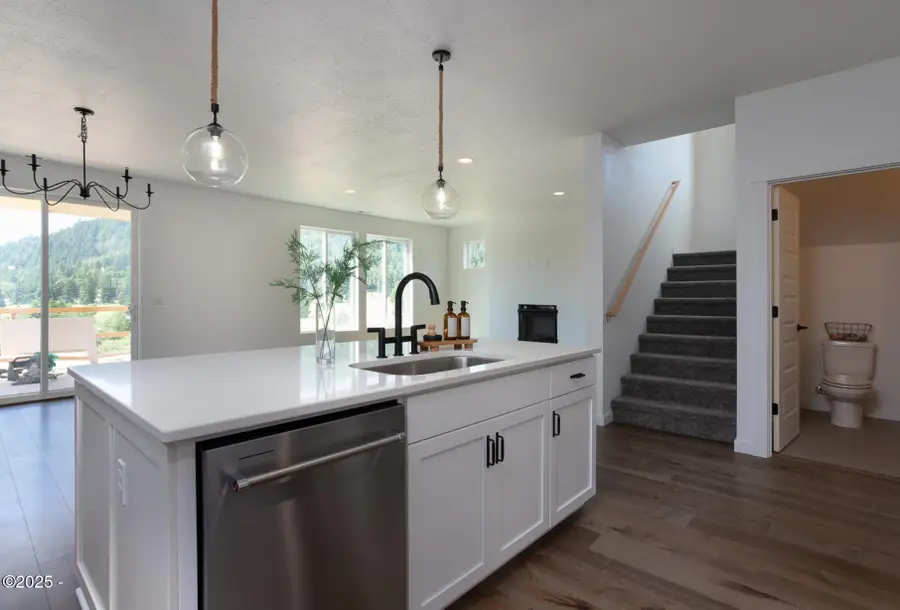 TL300 101, Yachats, OR 97498 - #2