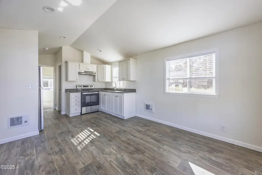 4875 N Hwy 101, Depoe Bay, OR 97341 - #3