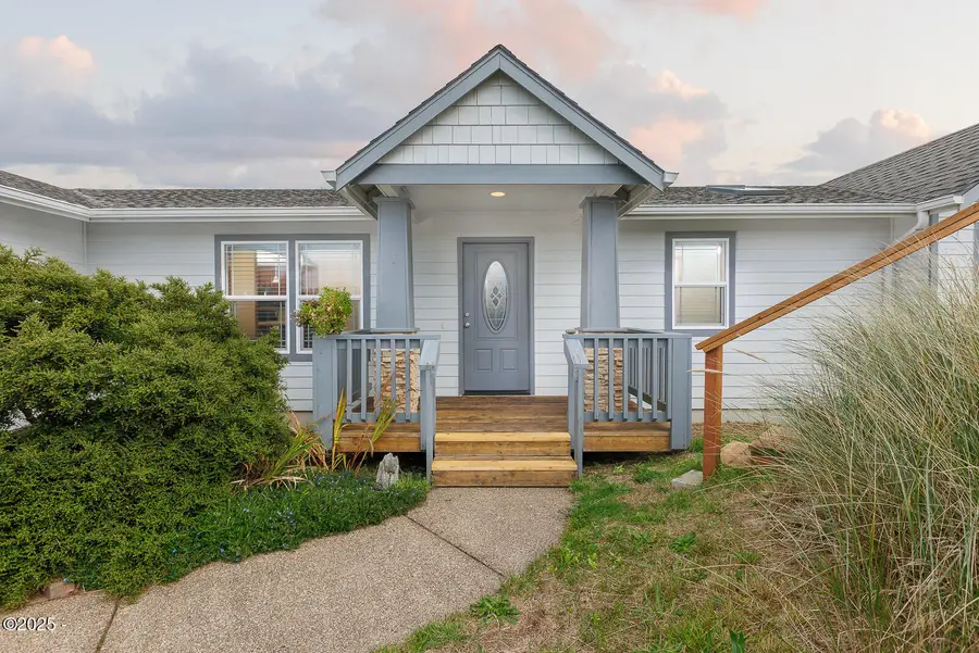 1617 NW Oceanic, Waldport, OR 97394 - #2