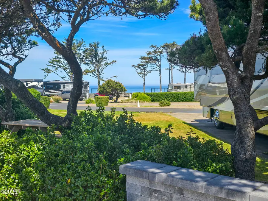 6225 N Coast Hwy Lot 182, Newport, OR 97365 - #2