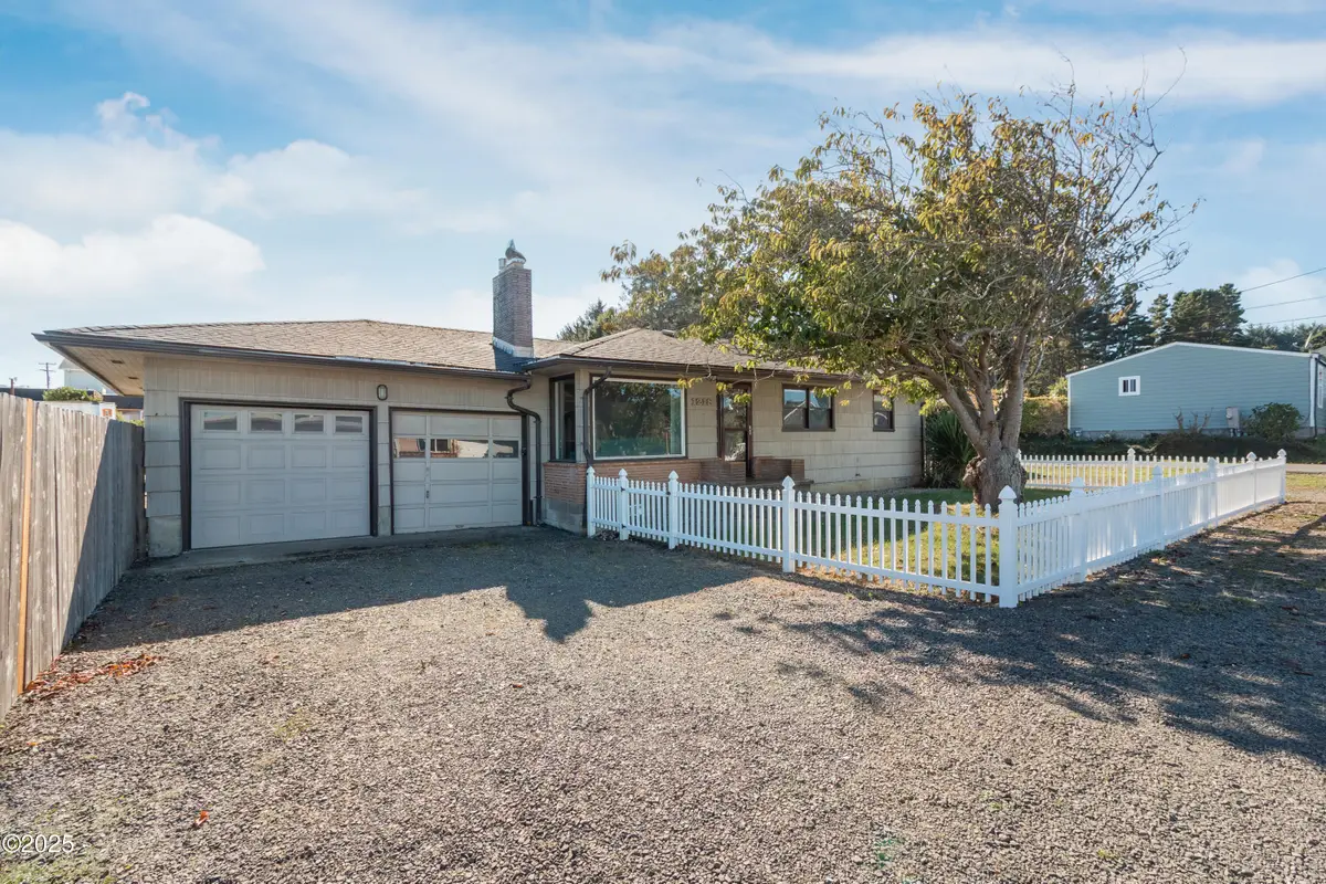 1218 SW 16th, Lincoln City, OR 97367 - #1