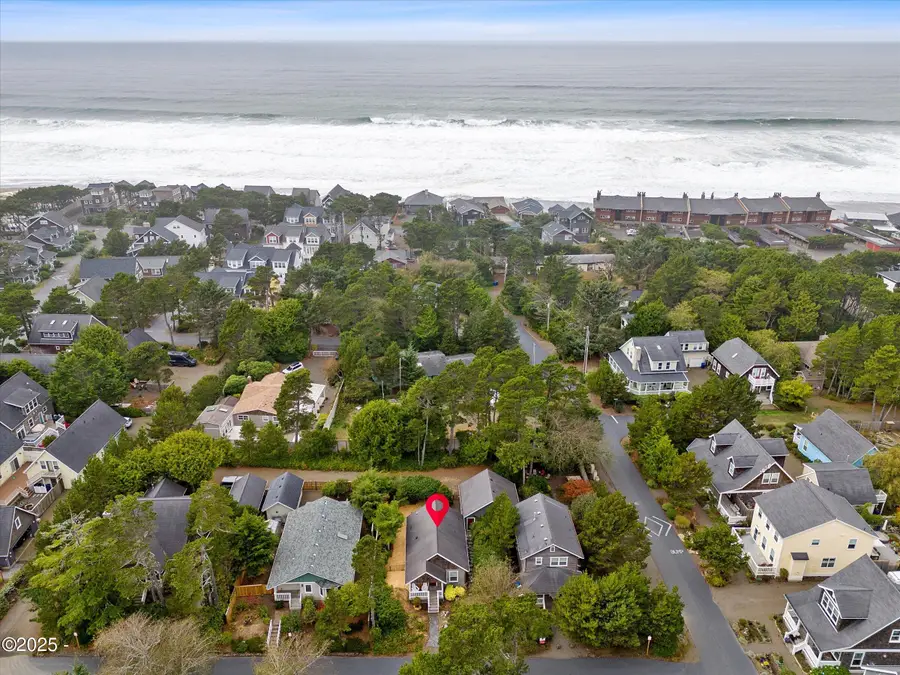 255 Bunchberry, Depoe Bay, OR 97341 - #3