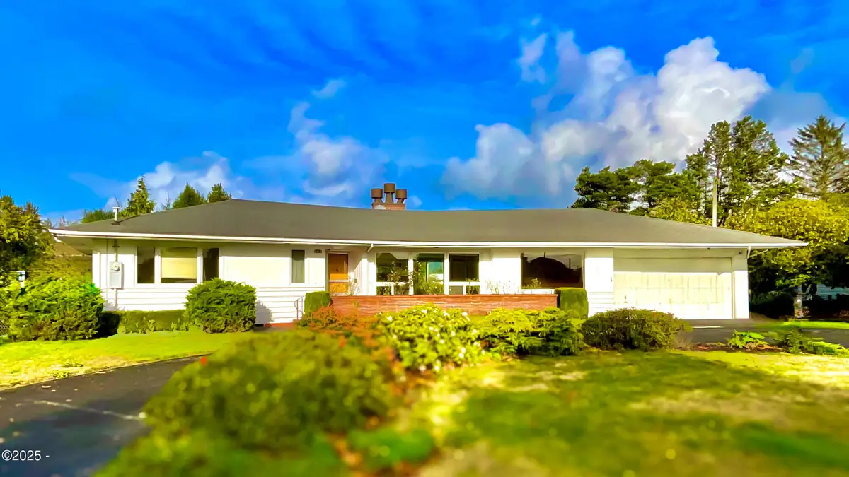 2418 First, Tillamook, OR 97141 - #1