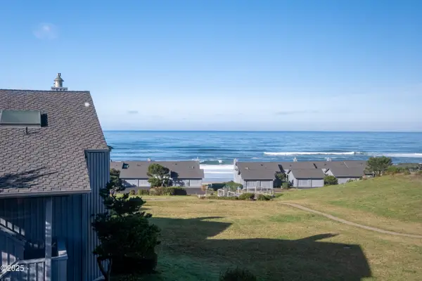 4175 N Highway 101, Depoe Bay, OR 97341