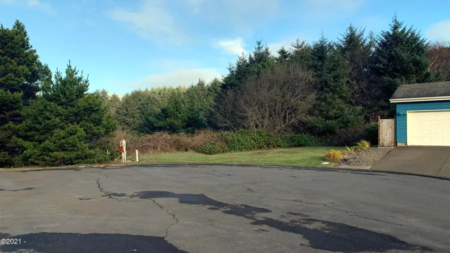 TL-700 SW Sailfish, Waldport, OR 97394 - #3