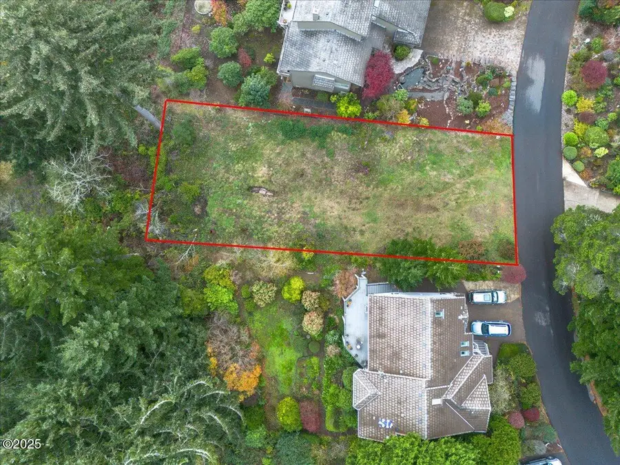 729 NW Highland, Waldport, OR 97394 - #2