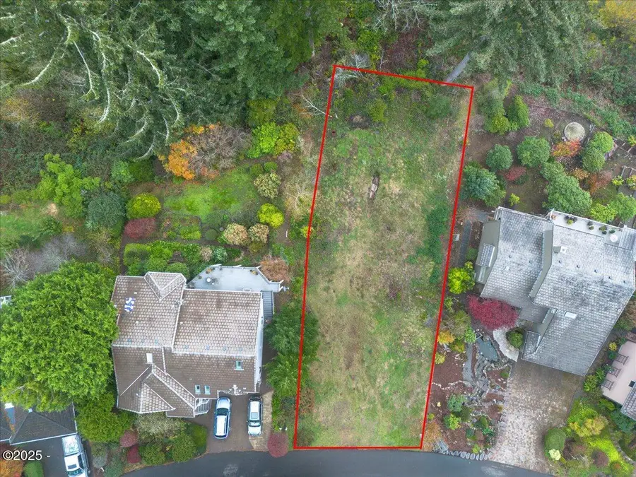729 NW Highland, Waldport, OR 97394 - #3