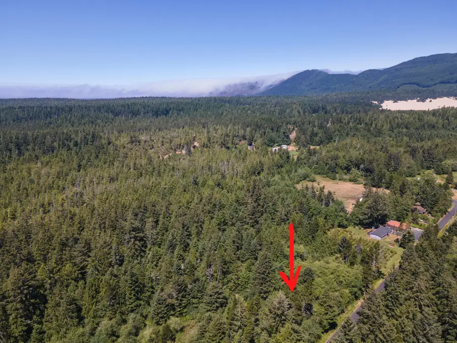 TL 2004 Derrick, Cloverdale, OR 97112 - Image #2