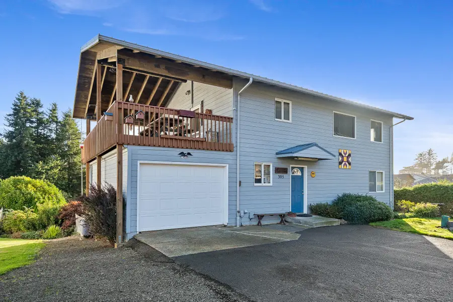 305 Cypress, Garibaldi, OR 97118 - #2