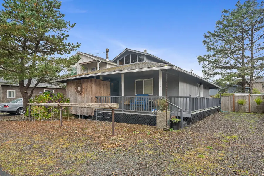 111 S Dolphin, Rockaway Beach, OR 97136 - #3