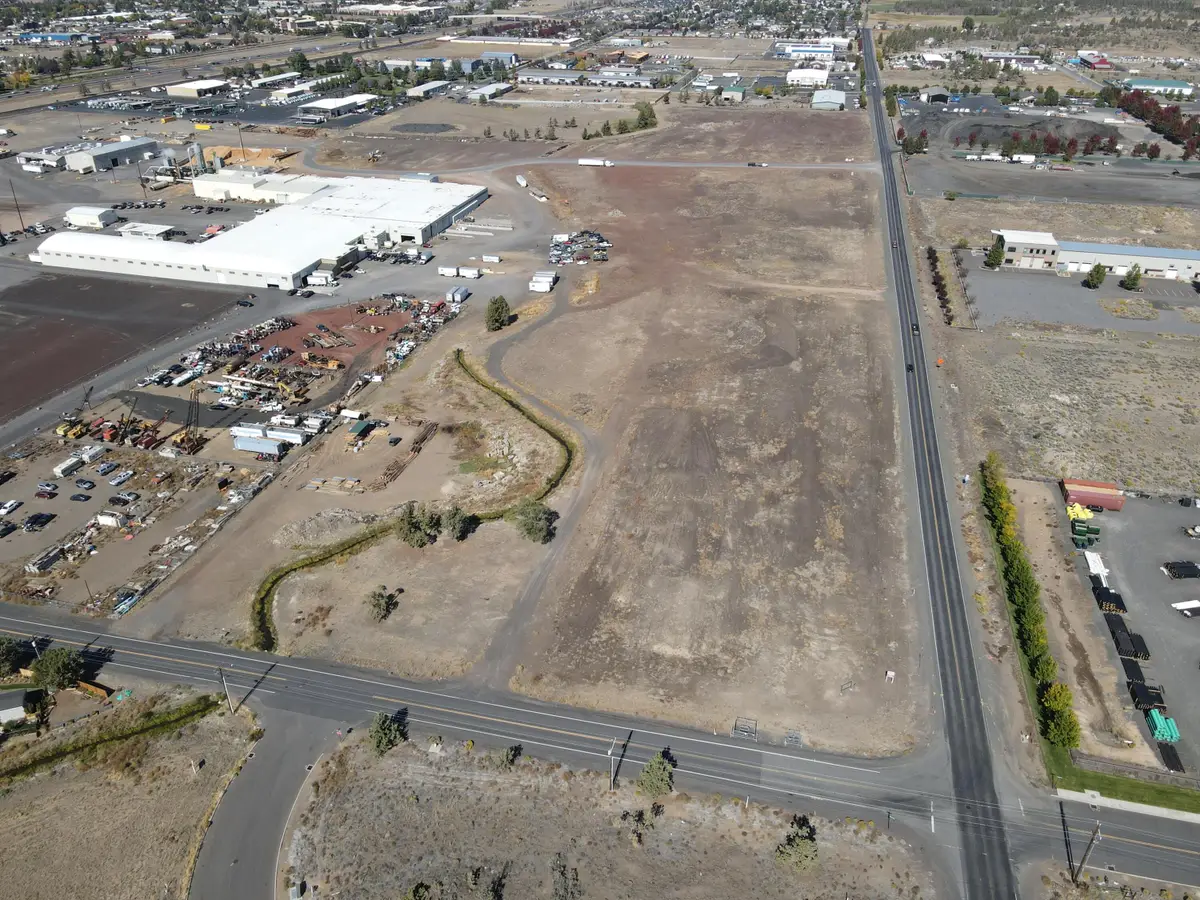 601 E Antler Avenue #Lot 10 & 12, Redmond, OR 97756 - #1