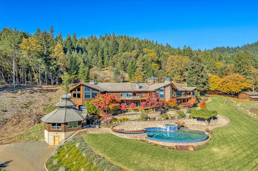 6380 Tunnel Loop, Grants Pass, OR 97526 - Image #3