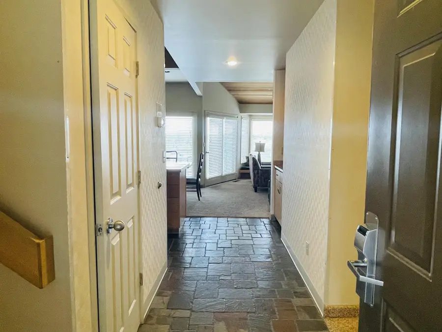 1836 Redtail Hawk, Redmond, OR 97756 - Image #3