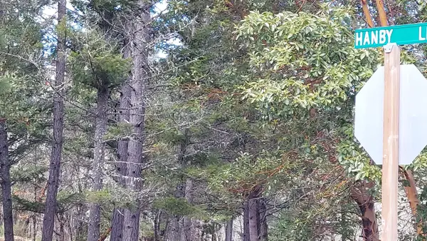 000 Redwood, Cave Junction, OR 97523