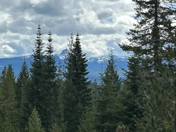 8 Diamond Peak, Crescent Lake, OR 97733