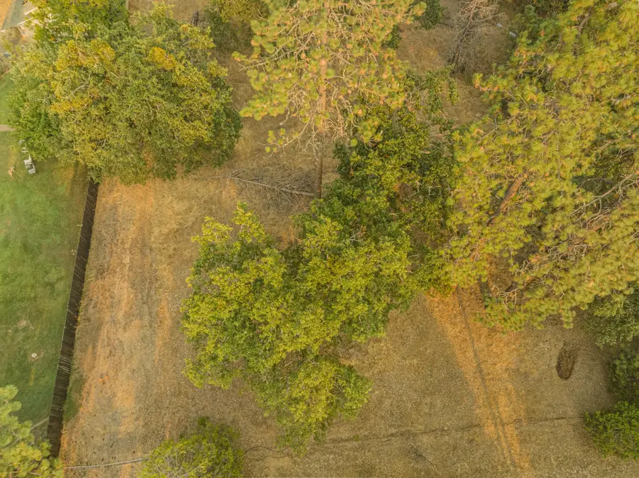 323 Eric Way, Grants Pass, OR 97526 - Image #3