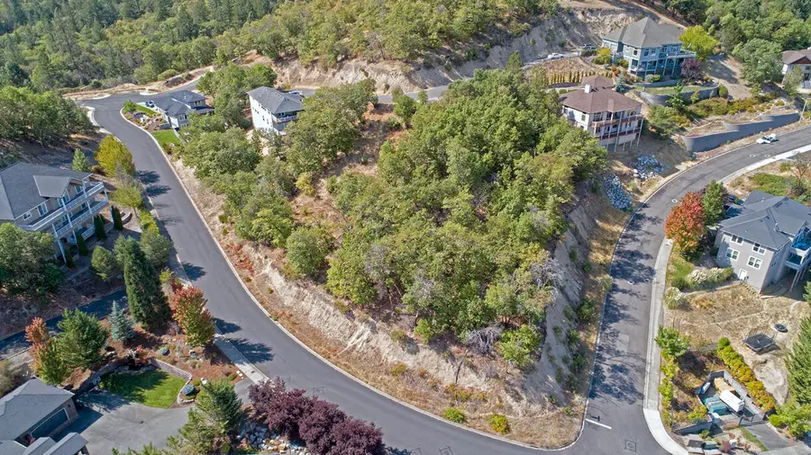 1137 Sunburst, Grants Pass, OR 97526 - Image #3