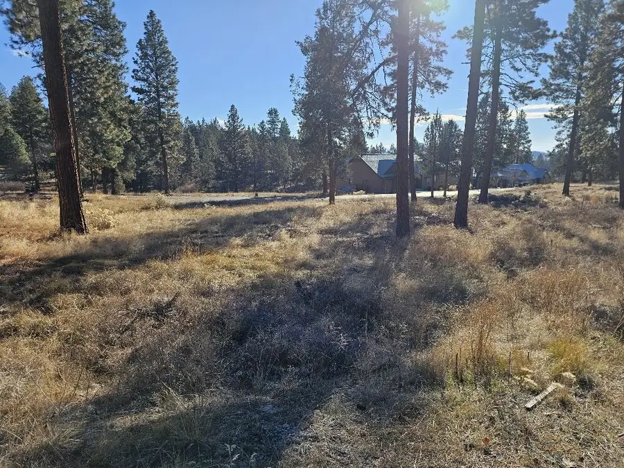 1075 Timber Ridge, Klamath Falls, OR 97601 - Image #2