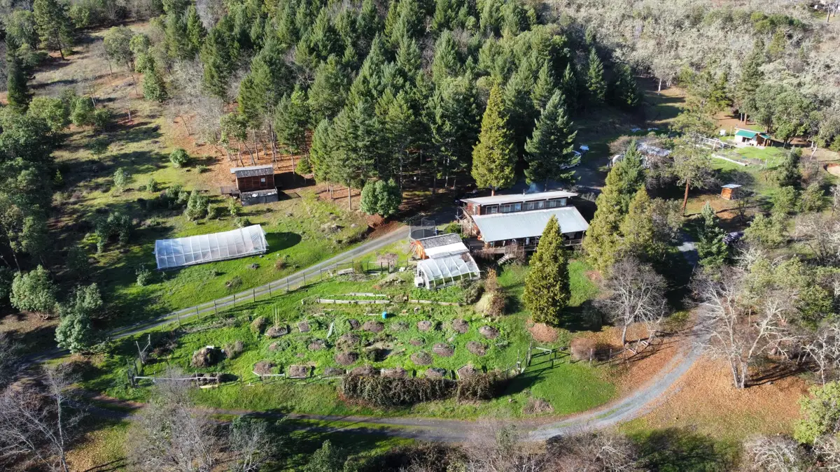 105 Scott, Grants Pass, OR 97527 - Image #1