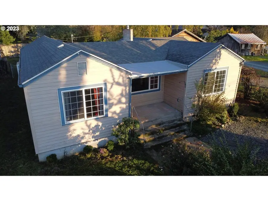 1985 Roseburg, Myrtle Point, OR 97458 - Image #3