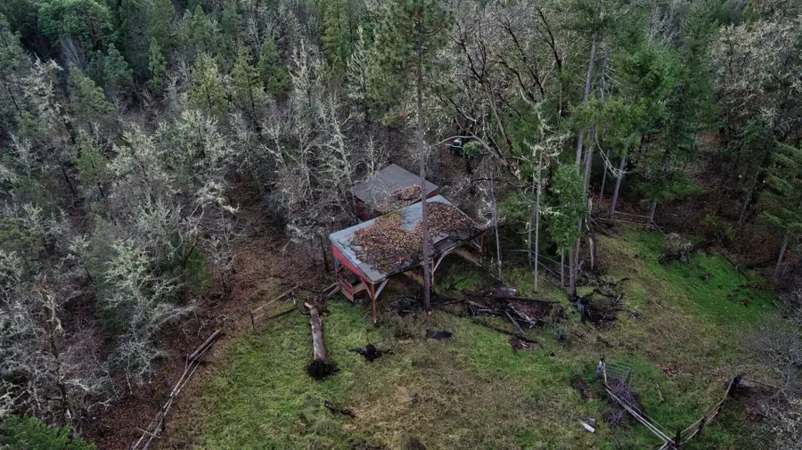 6181 Takilma, Cave Junction, OR 97523 - Image #3