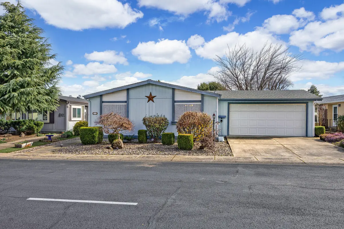 555 Freeman, Central Point, OR 97502 - Image #1