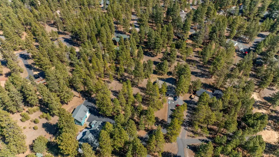 14904 Snafflebit, Sisters, OR 97759 - Image #2