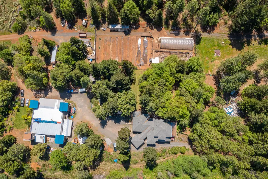 118 Airport, Cave Junction, OR 97523 - Image #2