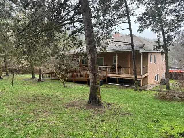 1207 Wild Plum, Klamath Falls, OR 97601 - Image #2