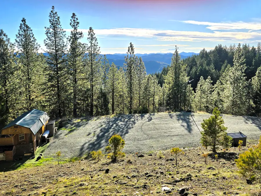 2133 Spring Brook, Myrtle Creek, OR 97457 - Image #3