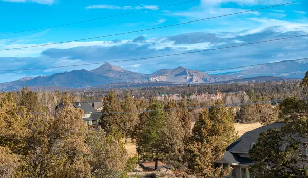 1937 Turnstone, Redmond, OR 97756