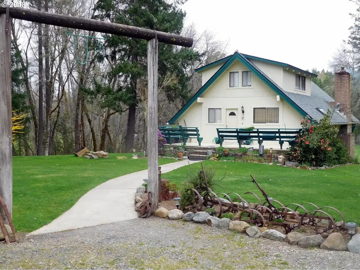 151 Greenview, Cave Junction, OR 97523 - Image #1