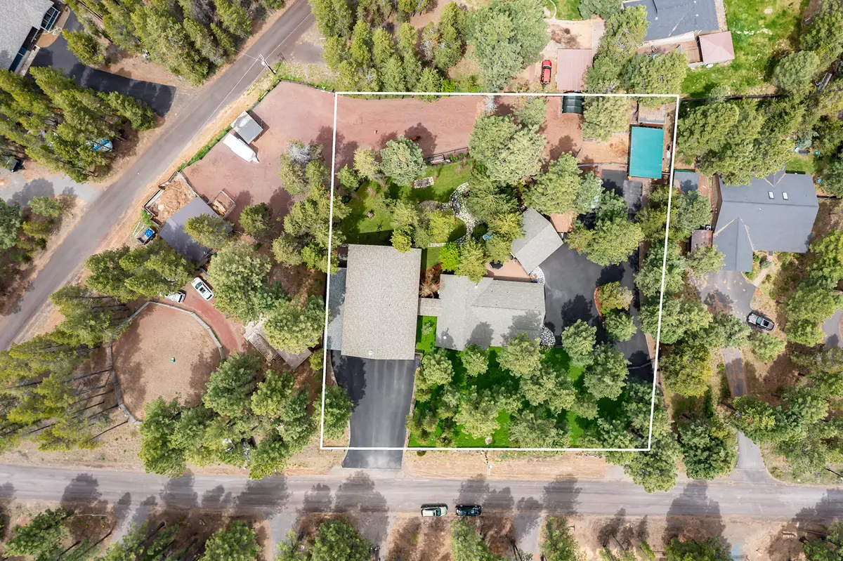 16864 Covina Road, Bend, OR 97707 - Image #1