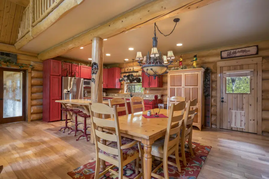 16864 Covina Road, Bend, OR 97707 - Image #3