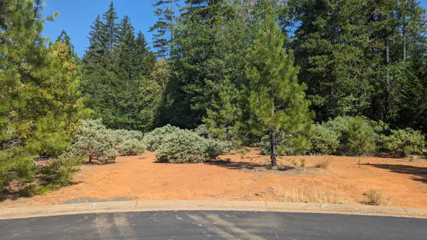 364 Cedar Ridge Drive, Cave Junction, OR 97523