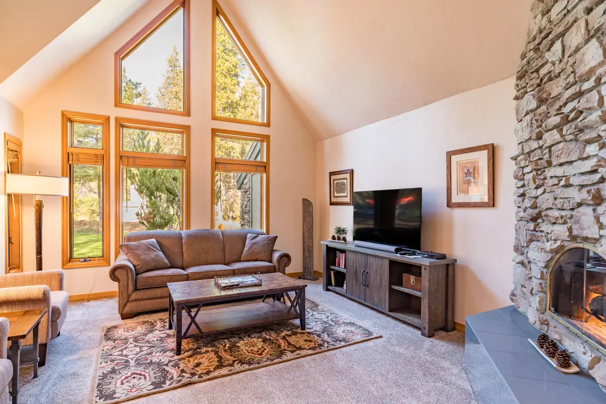 57021 Peppermill, Sunriver, OR 97707 - Image #1