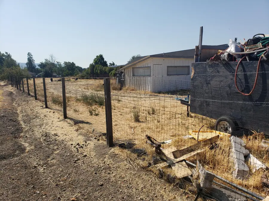 2587 Merriman, Medford, OR 97501 - Image #2