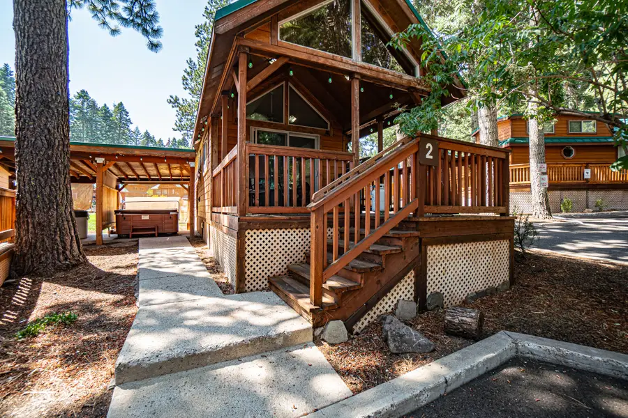 7900 Hyatt Prairie, Ashland, OR 97520 - Image #2