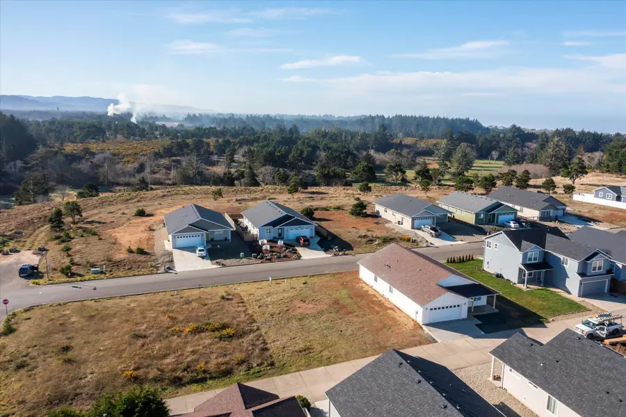 728 Seacrest, Bandon, OR 97411 - Image #3