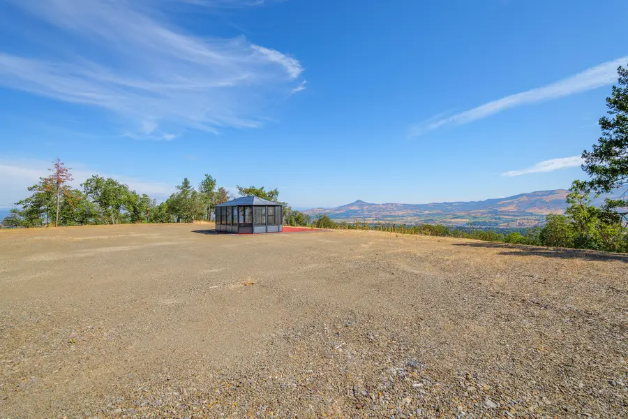 1028 Coleman Hills, Medford, OR 97501 - Image #3