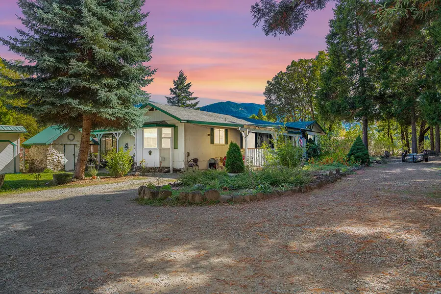 1018 Thompson Creek, Selma, OR 97538 - Image #3