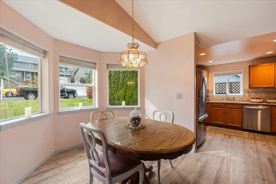 2444 SW 33rd Street, Redmond, OR 97756 - #2