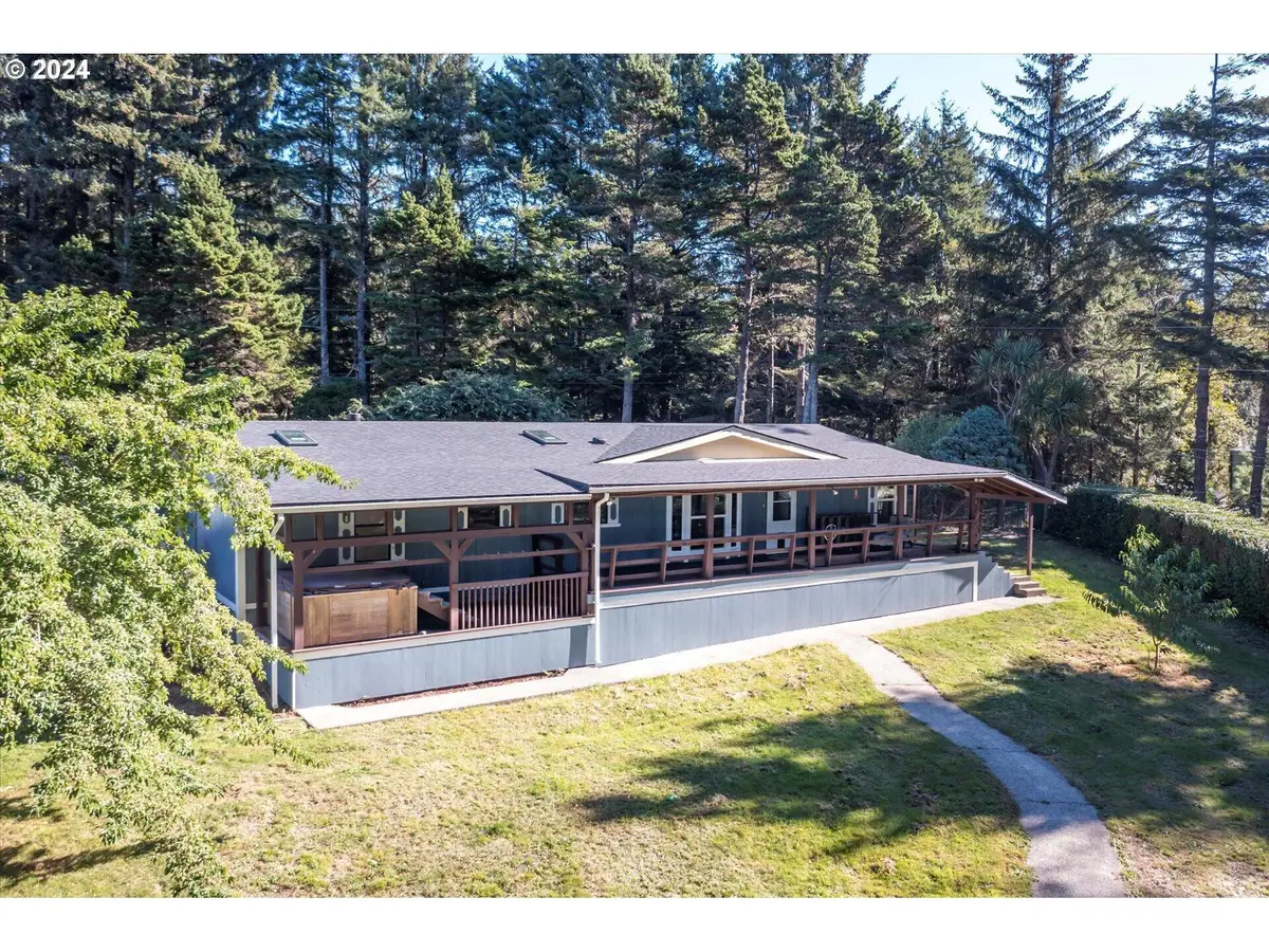 18828 Montbretia, Brookings, OR 97415 - Image #1