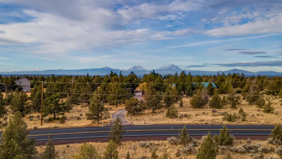 12600 NW Chinook Drive, Terrebonne, OR 97760 - Image #2