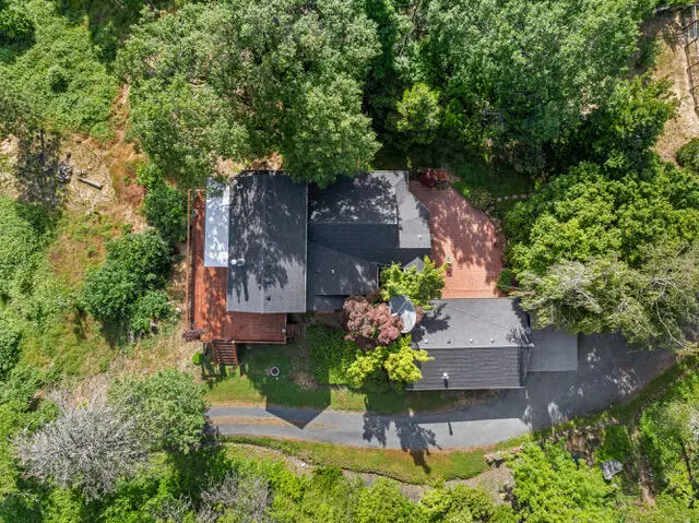 1026 N Schoolhouse Creek, Grants Pass, OR 97526 - Image #2