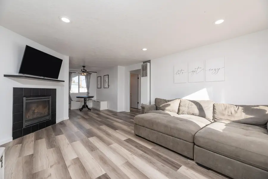 21116 SE Reed Market, Bend, OR 97702 - Image #2