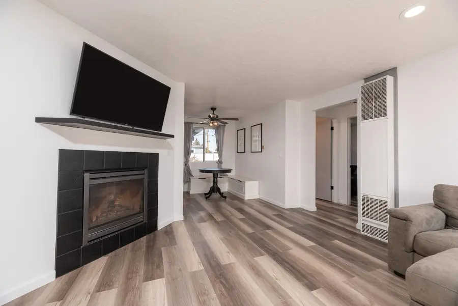 21116 SE Reed Market, Bend, OR 97702 - Image #3